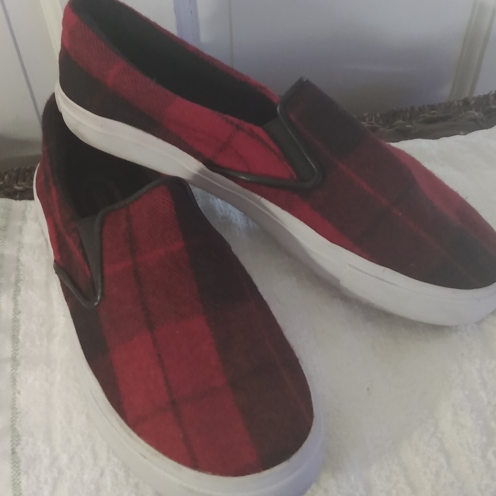 Flats plaid
